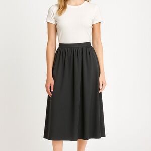 Pieces Détachée Black Pleated Midi Skirt – Size 9
